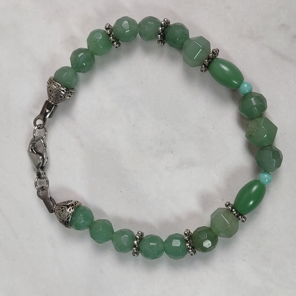 Artisan Crafted Aventurine Gemstone Necklace/Bracelet/Earrings Set - Picture 5 of 9